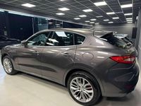 Usata Maserati Levante GranLusso 250 CV (183 kW) 2018 Grigio SUV