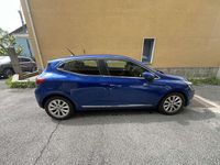 Usado Renault Clio V 90 HP (66 kW) 2021 Sedan