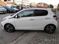 Usata Peugeot 108 Allure Top 82 CV (60 kW) 2017 Blu Utilitaria