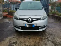 Usata Renault Scénic LIMITED 110 CV (80 kW) 2015 Grigio Monovolume