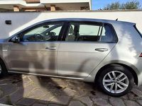 Usata VW Golf VII Highline 110 CV (80 kW) 2018 Berlina