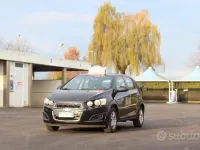 Usata Chevrolet Aveo 86 CV (63 kW) 2013 Nero Berlina