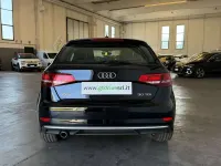 Usata Audi A3 Business 116 CV (85 kW) 2019 Nero metallizzato Berlina