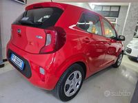 Usata Kia Picanto 65 CV (47 kW) 2018 Rosso Utilitaria