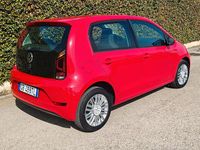 Begagnad VW up! 68 HK (50 kW) 2020 Röd Halvkombi