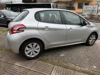 Usata Peugeot 208 Active 82 CV (60 kW) 2015 Grigio Utilitaria