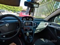 Usata Lancia Ypsilon 75 CV (55 kW) 2010 Grigio Utilitaria