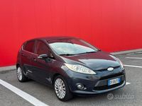 Usata Ford Fiesta 2009 Grigio Utilitaria