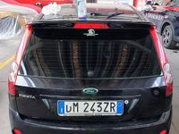 Usata Ford Fiesta 68 CV (50 kW) 2008 Nero Utilitaria
