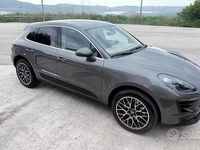 Usata Porsche Macan 258 CV (189 kW) 2015 Grigio SUV