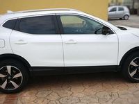 Usata Nissan Qashqai N-Connecta 110 CV (80 kW) 2016 Bianco SUV