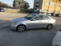 Usata Mercedes C220 Avantgarde 170 CV (125 kW) 2009 Argento Berlina