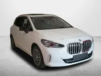 Usata BMW 218 Active Tourer Performance 150 CV (110 kW) 2022 Bianco Monovolume