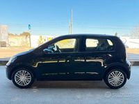 Usata VW up! Move 65 CV (47 kW) 2021 Nero Utilitaria
