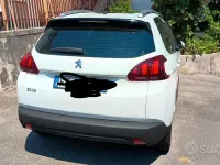 Usata Peugeot 2008 99 CV (72 kW) 2017 Bianco SUV