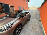 Usata Renault Captur 90 CV (66 kW) 2014 Marrone SUV