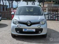 Usado Renault Twingo 69 HP (50 kW) 2022 Cinzento Citadino