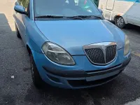 Usata Lancia Ypsilon 60 CV (44 kW) 2004 Bluazzurro Utilitaria