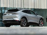 Usata Ford Mustang Mach-E Premium 242 kW (330 CV) 2022 Grigio SUV