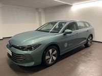 Usata VW Passat Business 150 CV (110 kW) 2024 Verde Station wagon