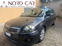 Usata Toyota Avensis 150 CV (110 kW) 2008 Grigio Station wagon