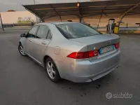 Usata Honda Accord Sport 140 CV (102 kW) 2005 Grigio Berlina