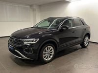 Usata VW T-Roc Edition 116 CV (85 kW) 2024 Nero SUV