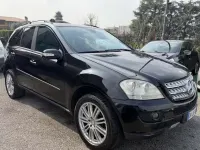 Usata Mercedes ML320 224 CV (164 kW) 2008 Nero SUV