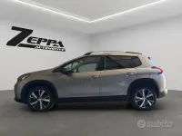 Usata Peugeot 2008 Allure 102 CV (75 kW) 2019 Grigio SUV