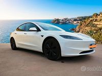 Usata Tesla Model 3 RWD 208 kW (283 CV) 2024 Bianco Berlina