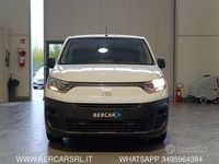 Usata Fiat Doblò 131 CV (96 kW) 2023 Bianco Monovolume