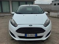 Usata Ford Fiesta 95 CV (69 kW) 2016 Bianco Berlina