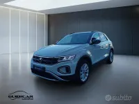 Usata VW T-Roc Edition 116 CV (85 kW) 2024 Giallo SUV