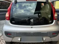 Usata Peugeot 107 68 CV (50 kW) 2007 Grigio Utilitaria