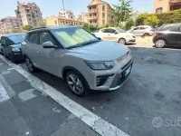 Usata KGM Tivoli 163 CV (119 kW) 2026 Grigio SUV