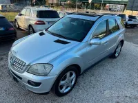 Usata Mercedes ML280 190 CV (139 kW) 2007 Grigio SUV