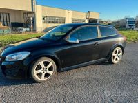 Usata Volvo C30 R-Design 115 CV (84 kW) 2011 Nero Utilitaria