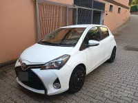 Usata Toyota Yaris 69 CV (50 kW) 2015 Bianco Utilitaria