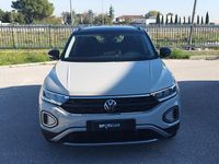 Begagnad VW T-Roc Life 110 HK (80 kW) 2022 Vit SUV