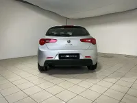 Usata Alfa Romeo Giulietta Distinctive 170 CV (125 kW) 2013 Grigio Utilitaria