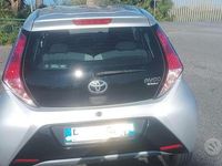 Usata Toyota Aygo X-play 69 CV (50 kW) 2016 Grigio Utilitaria