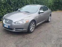 Usata Jaguar XF 240 CV (176 kW) 2011 Marrone Berlina