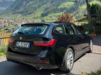 Usata BMW 318 150 CV (110 kW) 2021 Nero Station wagon