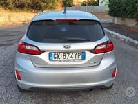 Usata Ford Fiesta 100 CV (73 kW) 2022 Grigio Utilitaria
