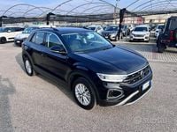 Usata VW T-Roc Life 116 CV (85 kW) 2024 Nero SUV