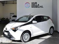 Usata Toyota Aygo Connect Style 72 CV (52 kW) 2021 Bianco Utilitaria