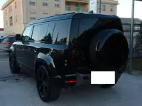 Usata Land Rover Defender SE Dynamic 248 CV (182 kW) 2024 Nero SUV