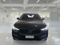 Usata Volvo XC60 Plus 253 CV (186 kW) 2023 Blu SUV