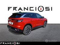 Usata Renault Austral Techno 200 CV (147 kW) 2025 Rosso SUV