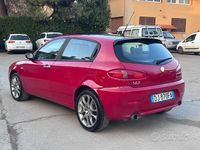 Usata Alfa Romeo 147 Exclusive 120 CV (88 kW) 2007 Rosso Utilitaria